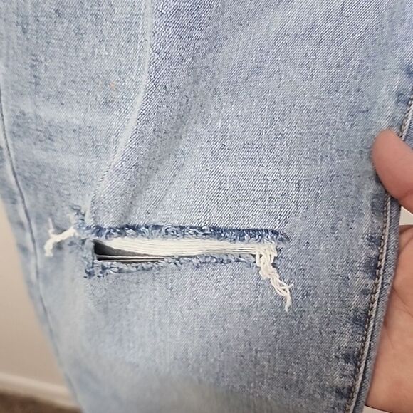 Cotton On Blue Stretch Ripped Mom Jean size 10 NWT - Picture 2 of 12